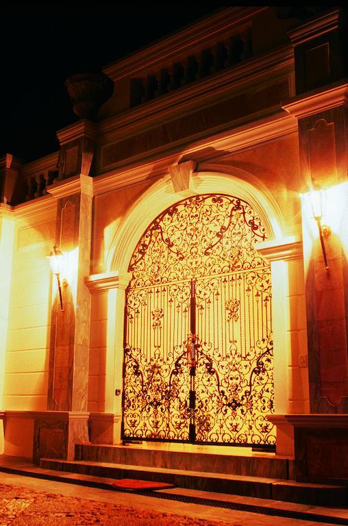 Illyria House Boutique Hotel And Spa Pretoria Exterior photo